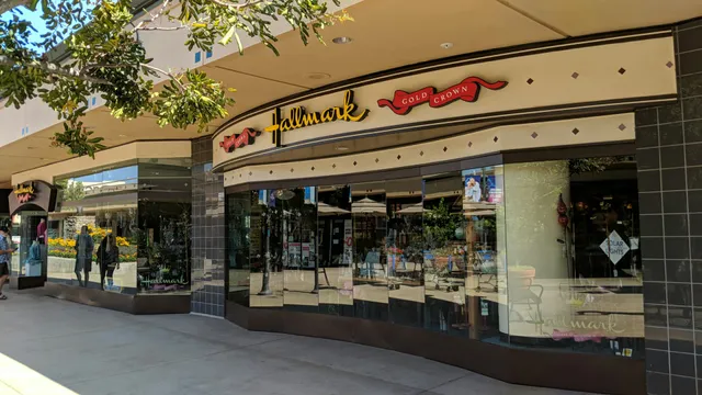 Elam's Hallmark Shop