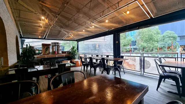 Pumphouse Restaurant & Bar