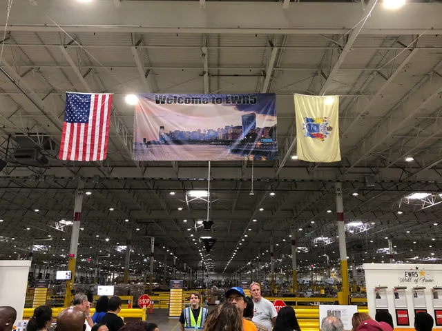 Amazon Sort Center EWR5