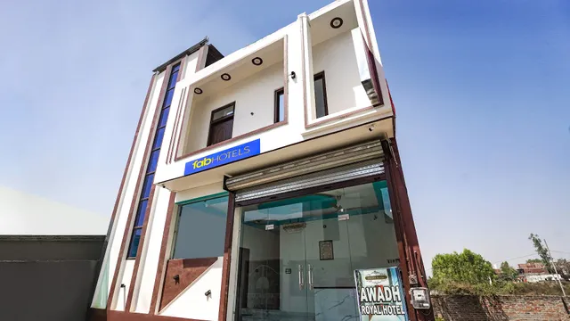 FabExpress Awadh Royal