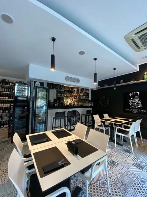 Secondo Tempo City Drink & Food