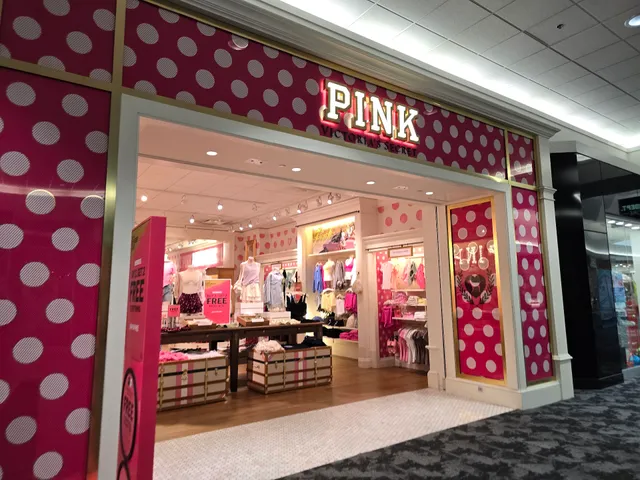 Victoria's Secret & PINK