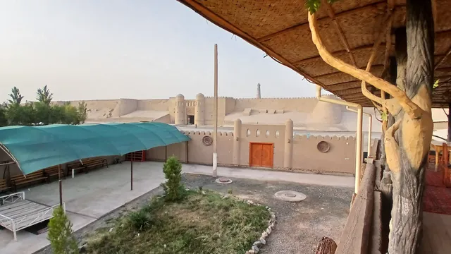 Deshon Qala Guest House