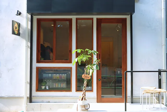 GOTOKUJI CAFE piece of peace