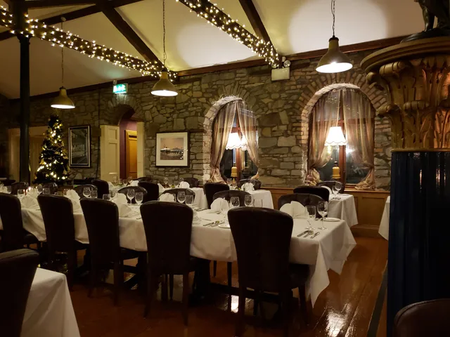 Viewmount Manor House