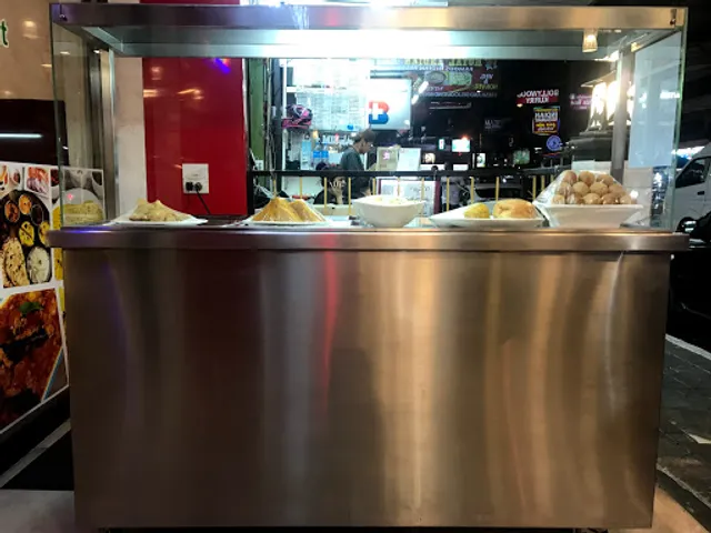 Girnar Gujarati Restaurant