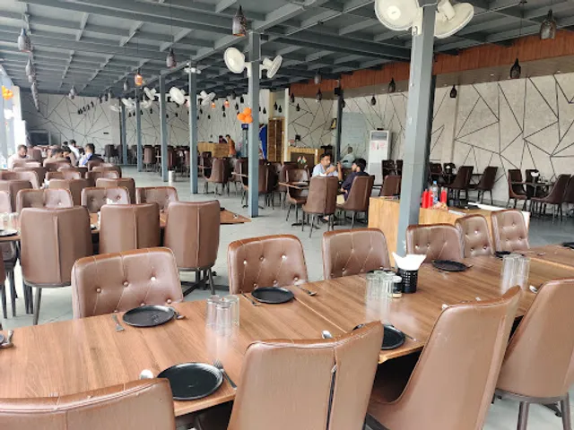 Mid Way Treat, Ratlam, MP Tourism