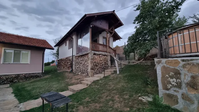 Hotel Complex Sharenite kashti