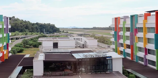 Homesuite' Home @ Aeropod SOVO