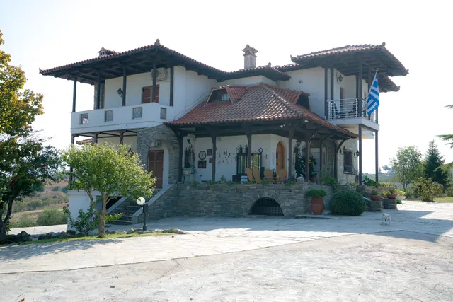 Archontiko Alexandros Luxury Suites