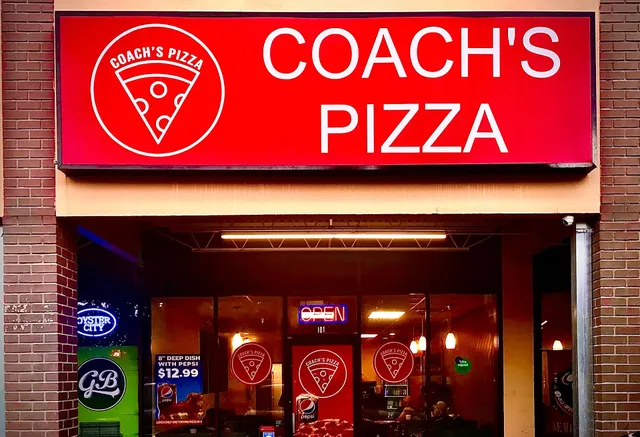 Coach’s Pizza