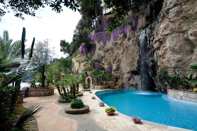 Aeneas' Landing Resort