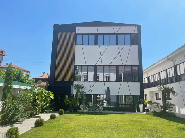 Sweet Apartments and Rooms