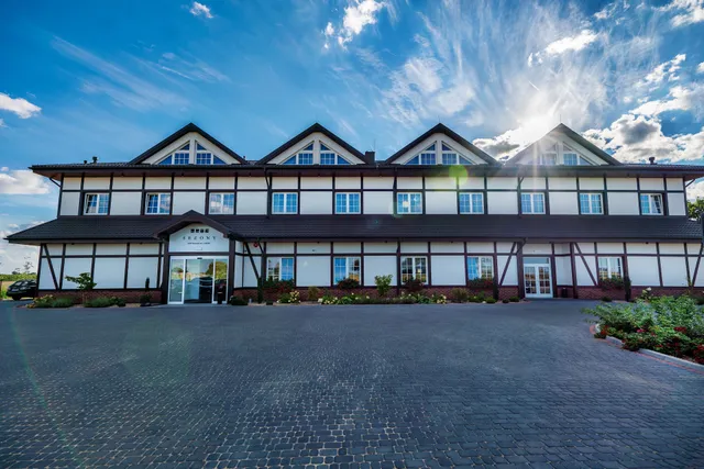 Sezony. Restauracja i Hotel