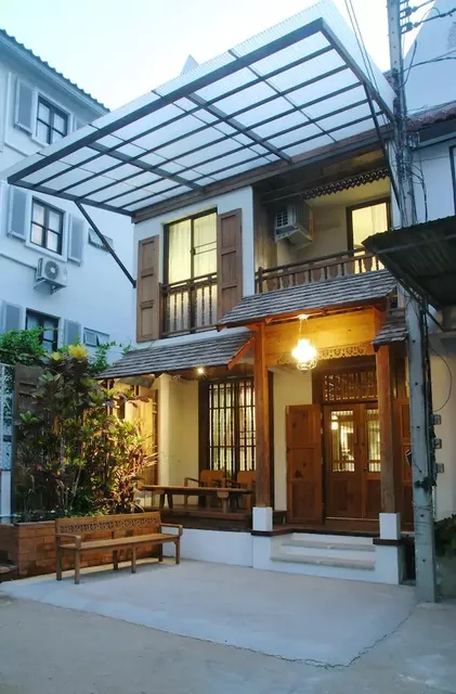 Villa Nittra Singharaj Chiang Mai Old City Sunday Walking Street Private Townhouse