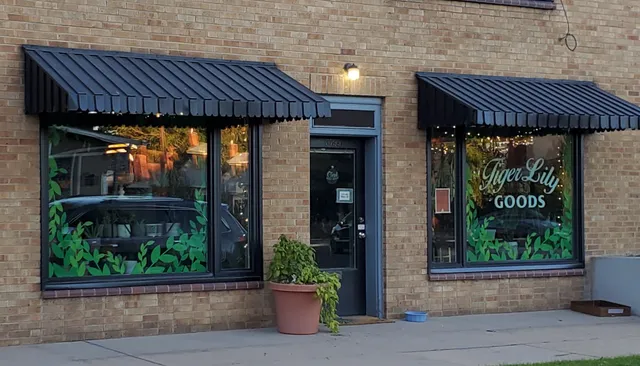 Tigerlily Goods • Denver Houseplants and Gift Shop