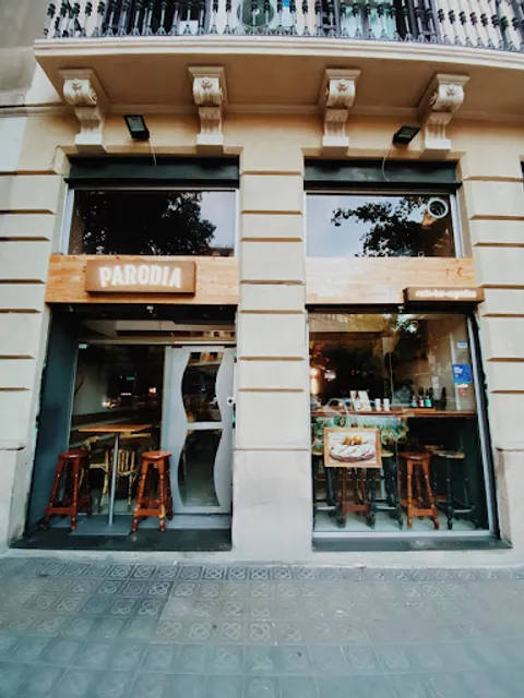 PARODIA | Milanesas & Empanadas