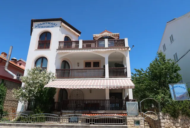 Apartmani VIKTORIJA