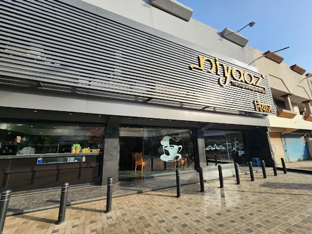 Niyaaz Restaurant, Kolhapur