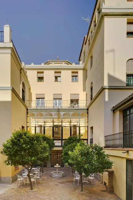 LoopINN Granada - Residencia Universitaria Carmen Sallés