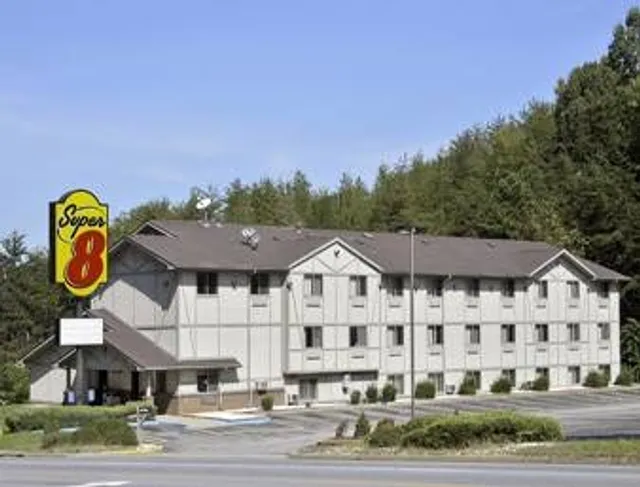 Super 8 by Wyndham Martinsville VA