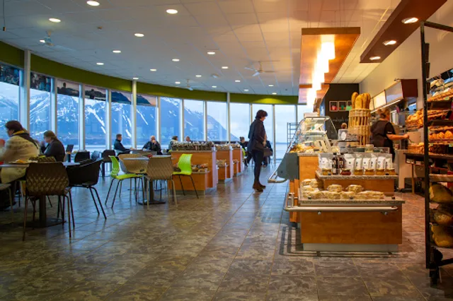 Geirabakarí Kaffihús