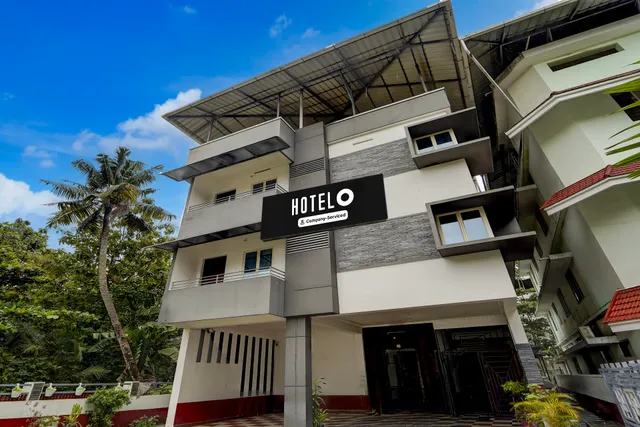 Hotel O Palarivattom Metro Station Formerly South Gate