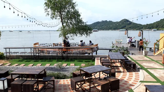 Sin Yor Rista Cafe & Bar