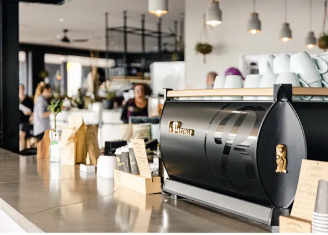 Brooklyn's Burger Bar Espresso Park Beach Plaza