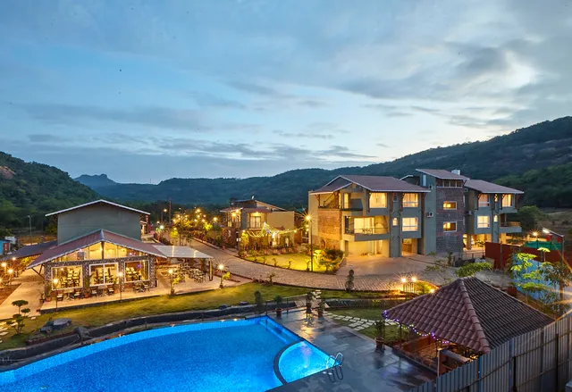 Mastiff Grand La Villae Lonavala