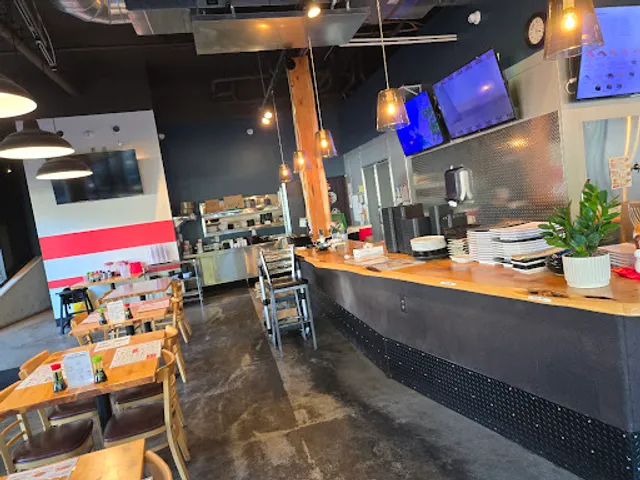 Momiji Sushi Restaurant - OHSU