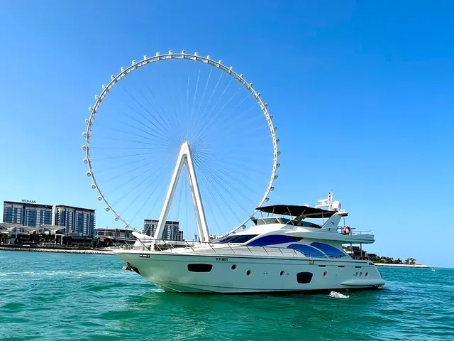 Dubai Boat Charter - Yacht Rental Dubai