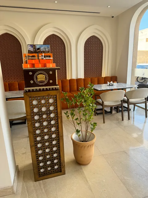 Tamrah Restaurant & Cafe