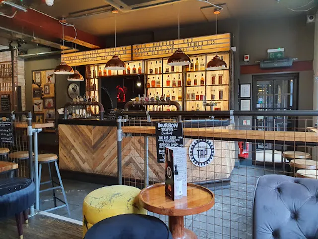 SLINGERS Station Road