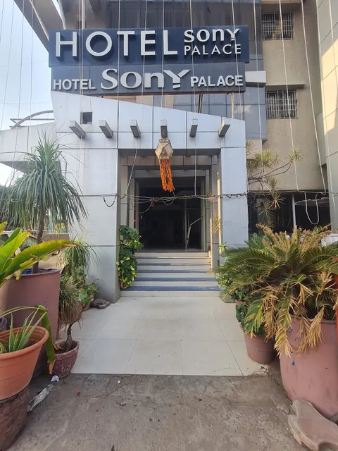 Hotel Sony Palace opp shahu market yard kolhapur