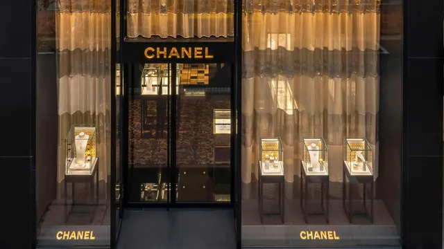 CHANEL WATCHES & FINE JEWELRY