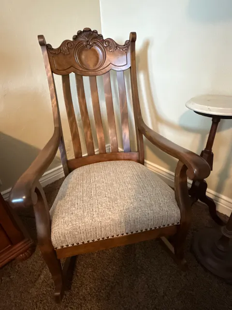 Phil Hansen Upholstering