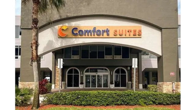 Comfort Suites Clearwater - Dunedin