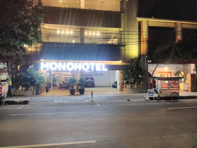 MONOHOTEL