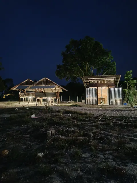 SECOTÉK NENASI CHALET & CAMPSITE