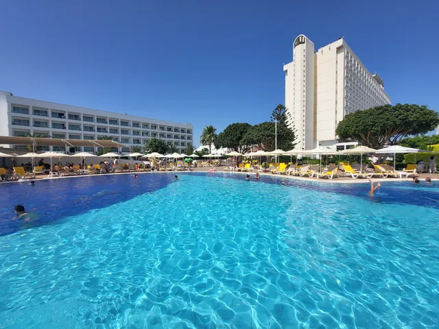 Salamis Park Hotel & Casino