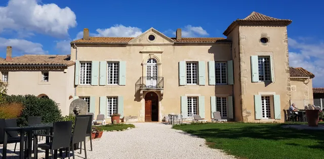 Domaine De Puychene - Gites de charme