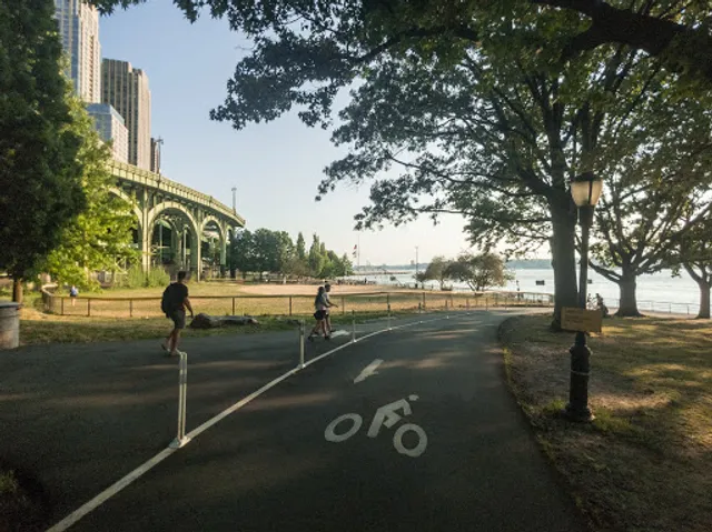 Riverside Park South Dog Run