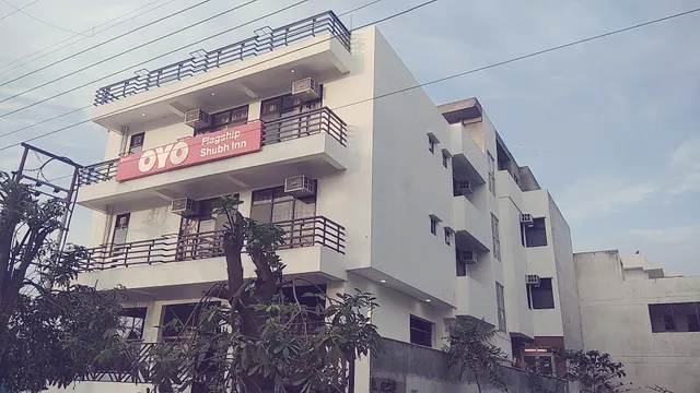 OYO Flagship 24051 Shubh Inn
