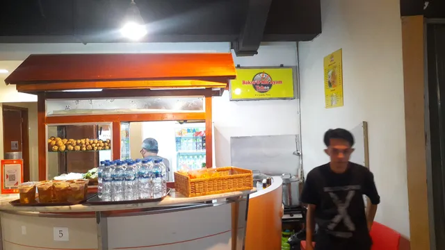 Foodcout Menara Bank Mega