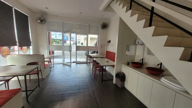 Al Diik Resto & Kitchen