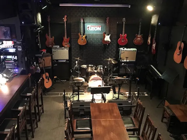 ライブカフェ レオン