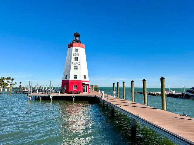Faro Blanco Lighthouse