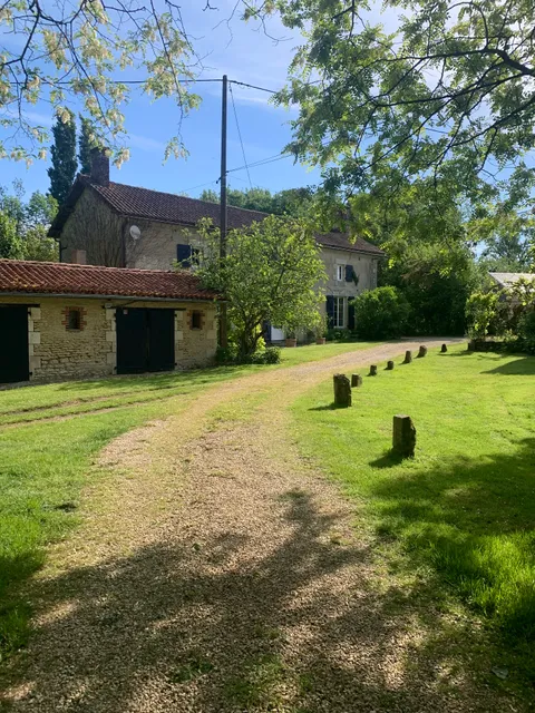 GITE DOMAINE D'AZAC