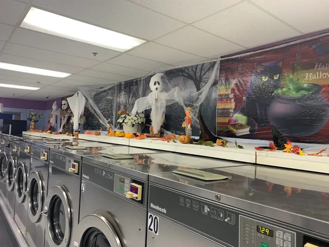 Suds City Laundromat